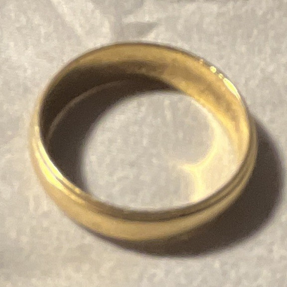 14k Yellow Gold Band Ring 4 g Size 9 No Stone Pre-Owned Good