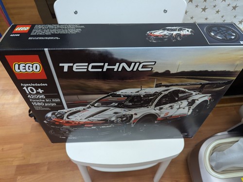 LEGO TECHNIC: Porsche 911 RSR (42096)