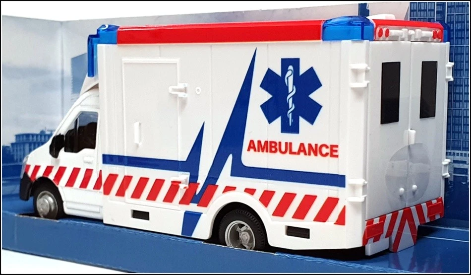 Burago Appx 15cm Long 18-32266 - Municipal Ambulance With Stretcher - White - Image 2 of 4