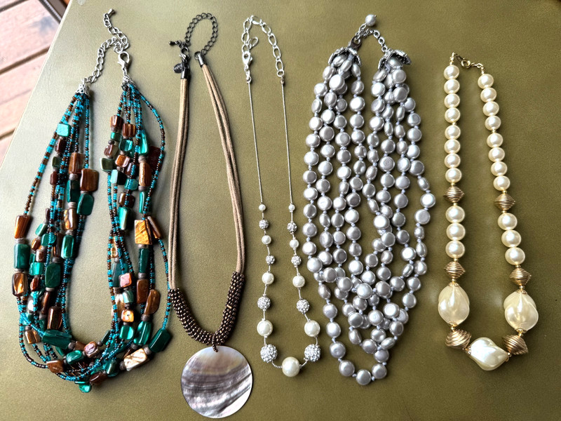 Nice 12 Pc Lot Vintage - Now Necklaces Lia Sophia Lampwork Beaded Shell Crystal