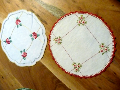 Lot 6 tissus anciens napperons brodé main Floral,Végétal - Vendu