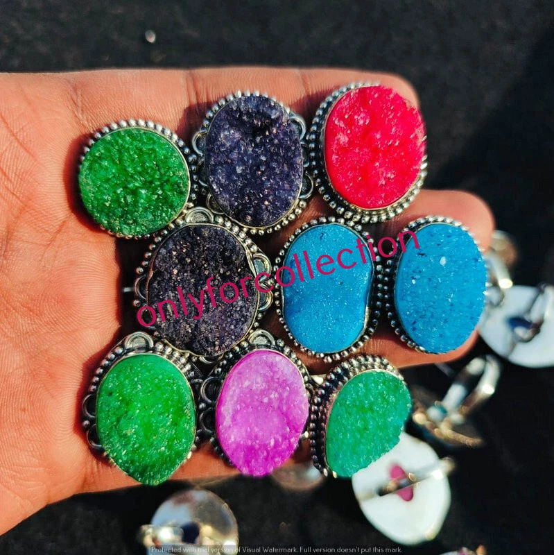 Lote de 10 anillos de diseño enchapados en plata de ley 925 piedras preciosas druzy de titanio de invierno Foto 2 de 4