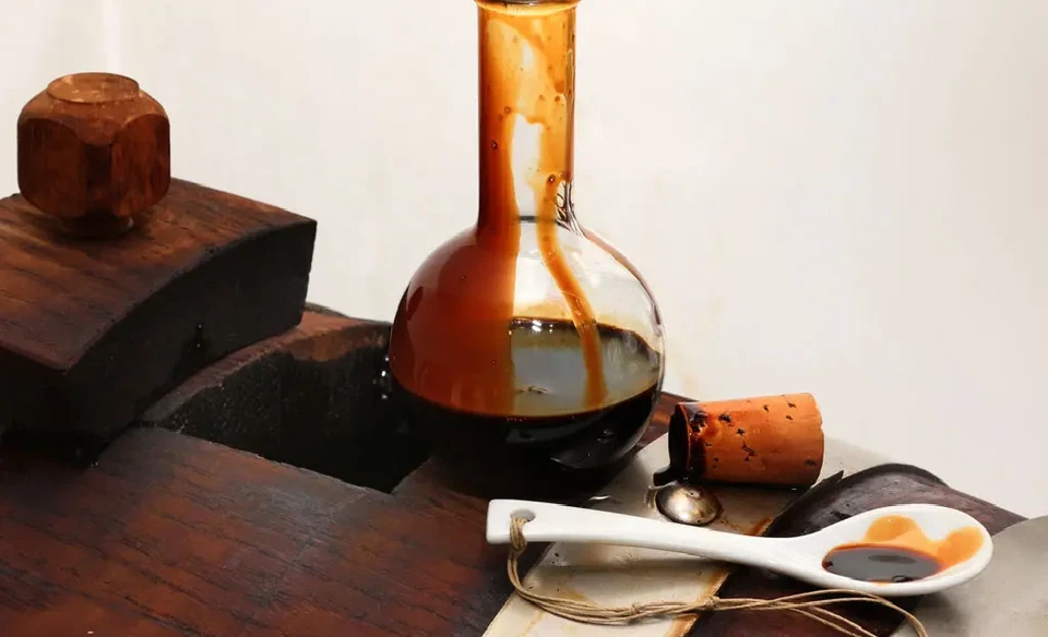 TRADITIONAL BALSAMIC VINEGAR OF MODENA 250ml - AGED 100 YEARS,BIG OLD ARTISANAL. - Image 3 of 4