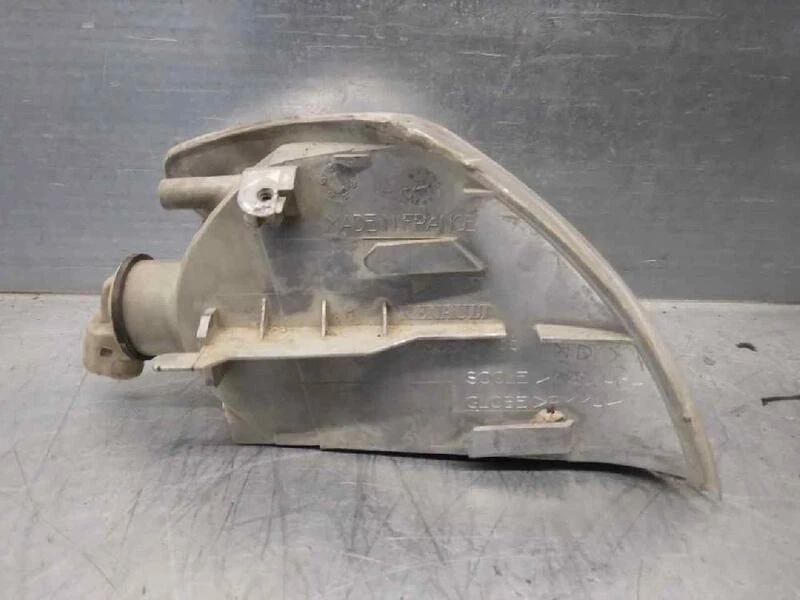 7700831466 faro anteriore sinistro per RENAULT MEGANE I COACH COUPE (DA0) 1.6 - Immagine 3 di 4