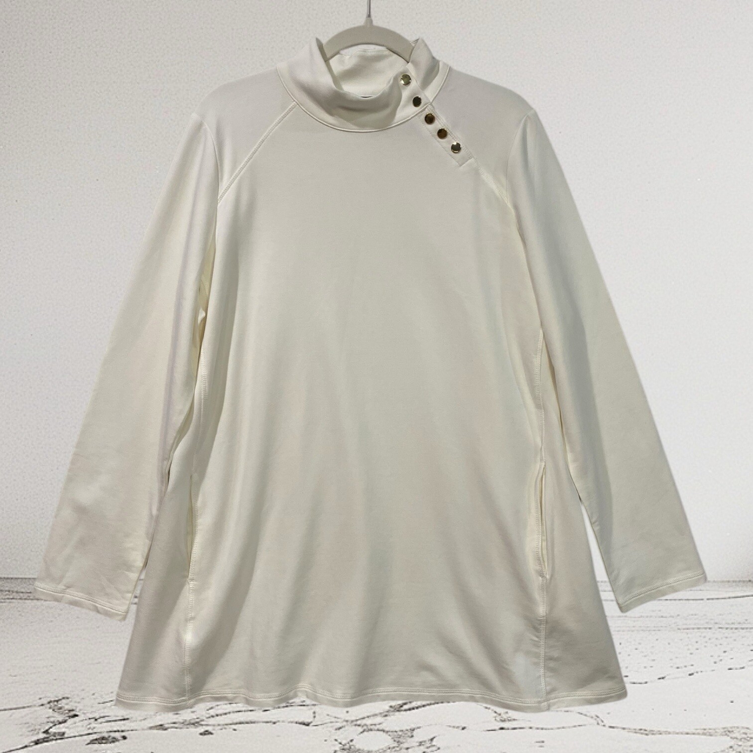 Susan Graver Weekend Mock Neck Tunic Top Women’s Large Gold Snap Buttons Pockets