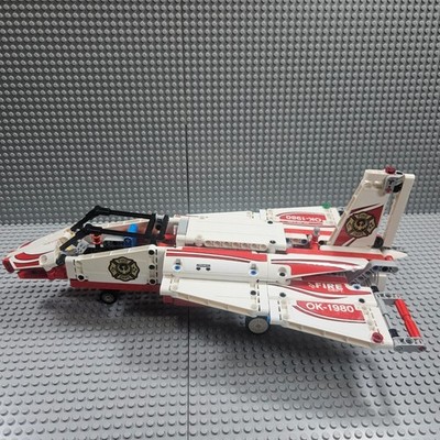 LEGO Technic Fire Jet Plane 42040 Retired B-Model Retractable Gear Open Hatch