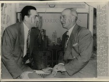 1949 Press Photo Indians Lou Boudreau & Billy Southworth, baseball meeting, NY