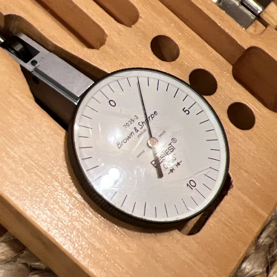 Brown & Sharpe No. 7035-3 MEJOR INDICADOR DIAL GRADUACIÓN .0005" A3 Foto 3 de 4