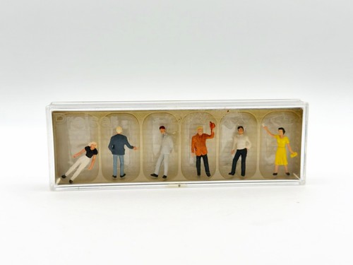 Nuevo en caja Preiser Car Salesmen and Customers H0 1:87 #1010119 modelo de ferrocarril y tren | Condition: New
