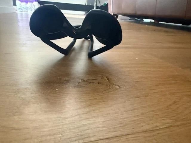 Sillín de bicicleta SMP Style Full Carbon 143 gramos negro mate 263x129 mm Foto 2 de 4