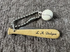 Vintage Los Angeles Dodgers Pocket Knife Colonial USA Bat Ball Keychain
