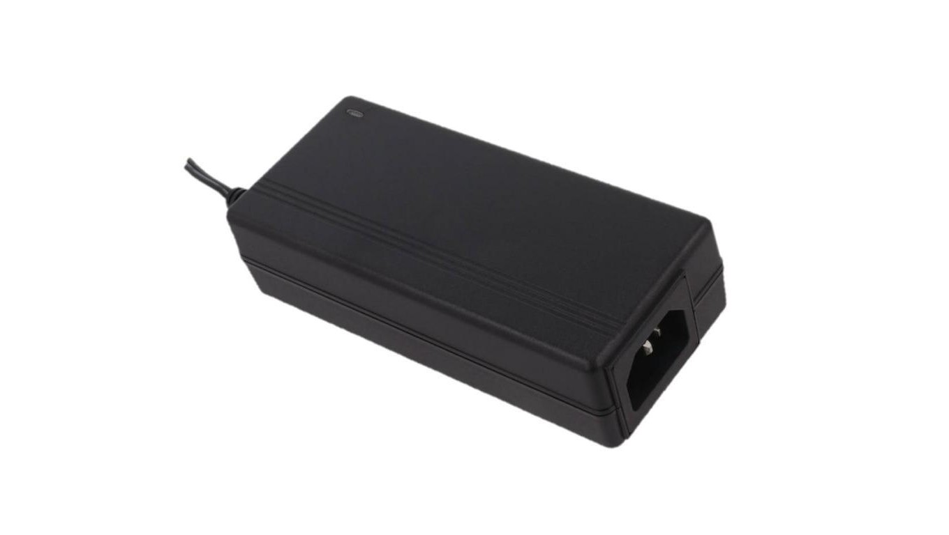 36W 12V/3A Desktop AC Female: IEC C14 DC Male POSC12300D-C14