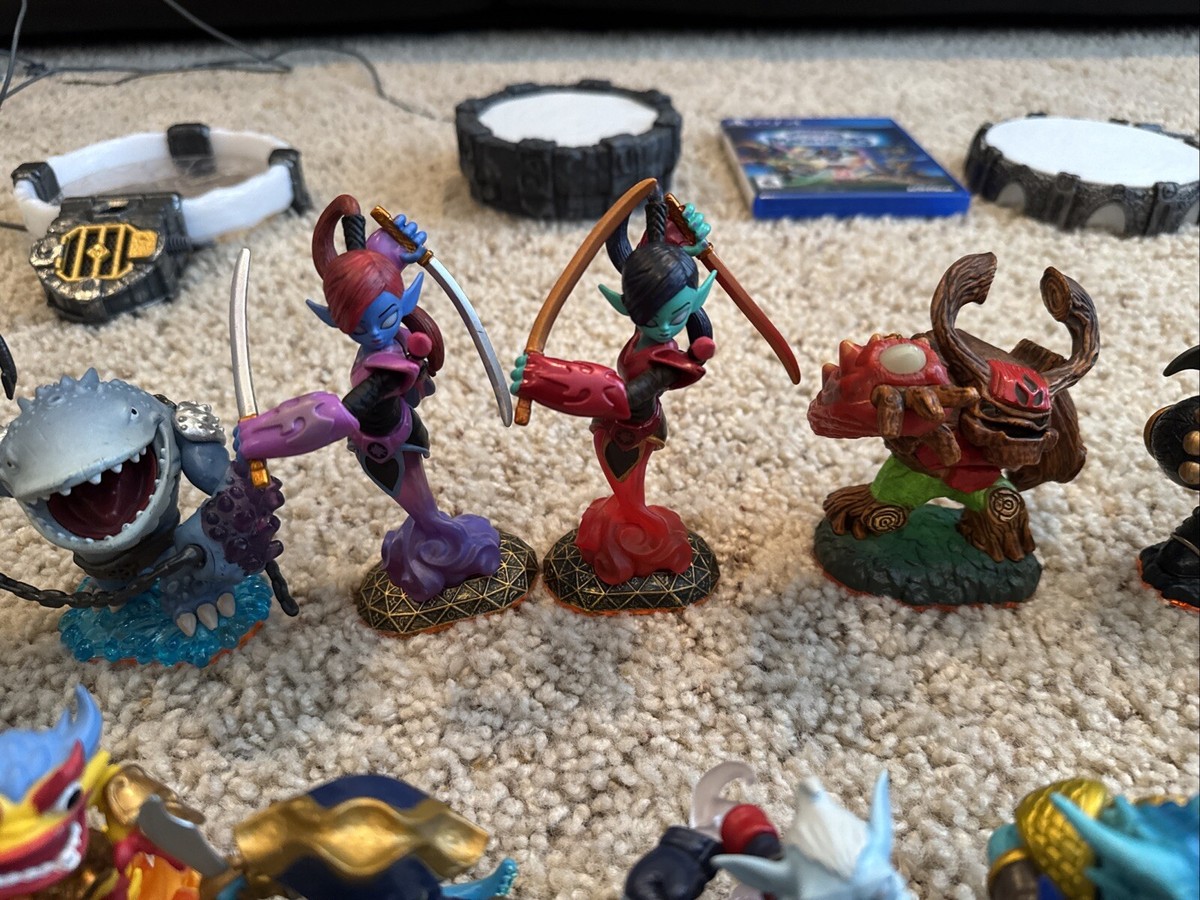 Skylanders Figures In Bulk Over 50 Playable Characters + Others