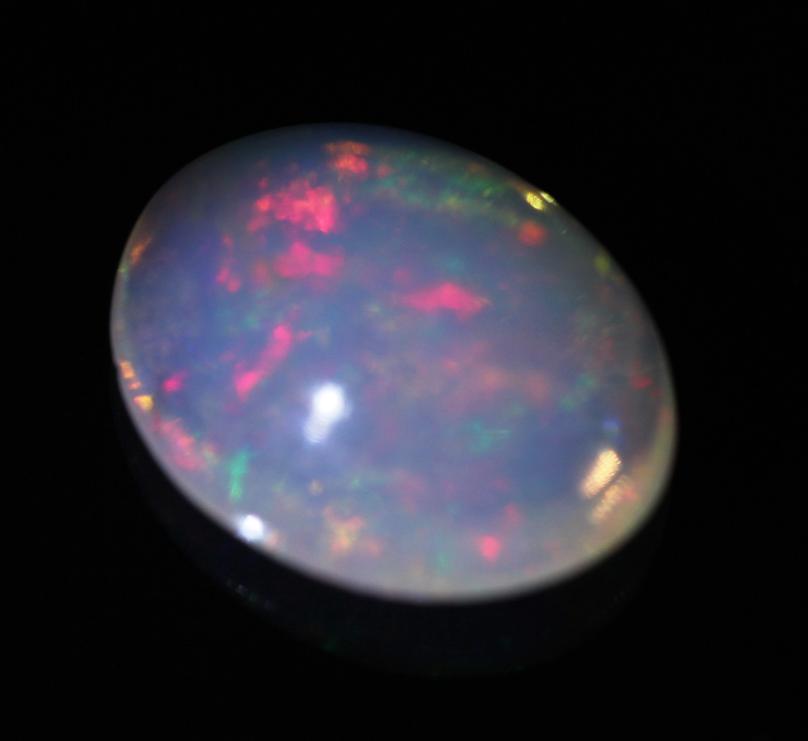 Opale d'Éthiopie Welo 2,37 ct, cabochon de prestige pour création de haute joaillerie