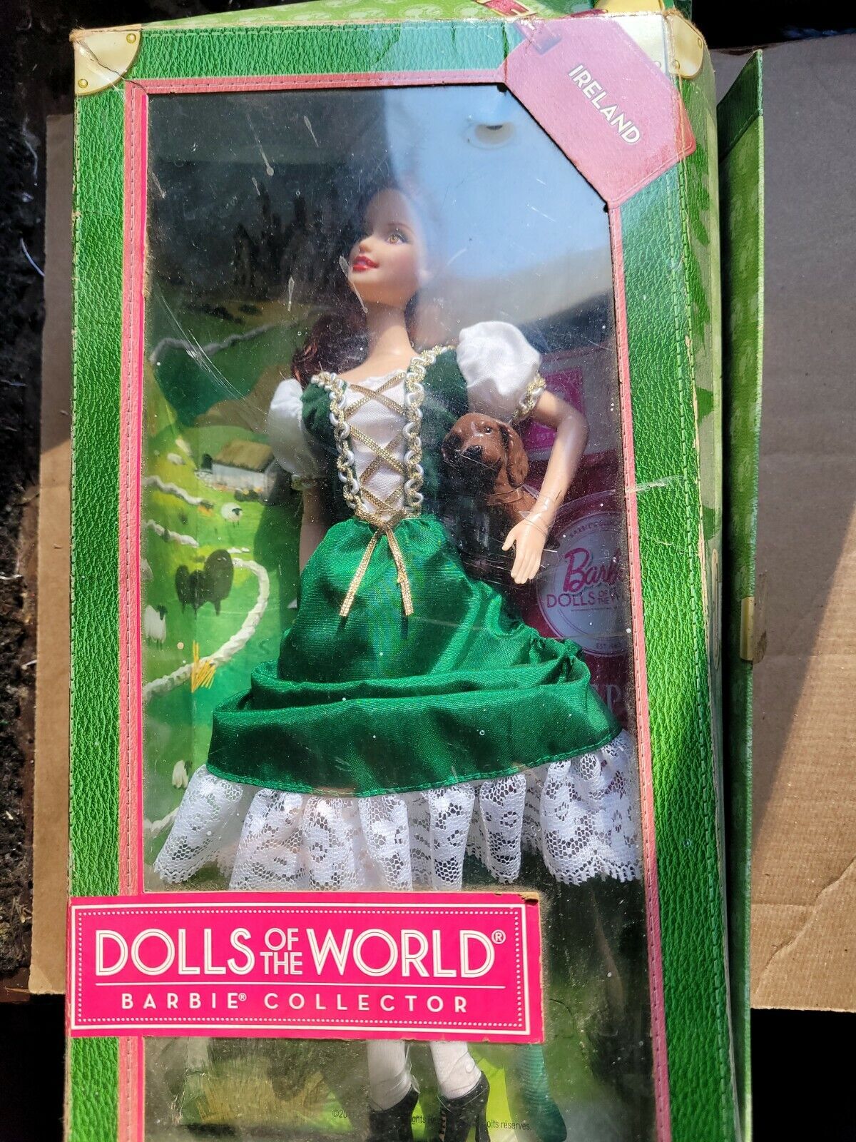 2011 Wholesale Mattel Barbie 3440-Pink Label- Dolls of the Ireland- World- free shipping