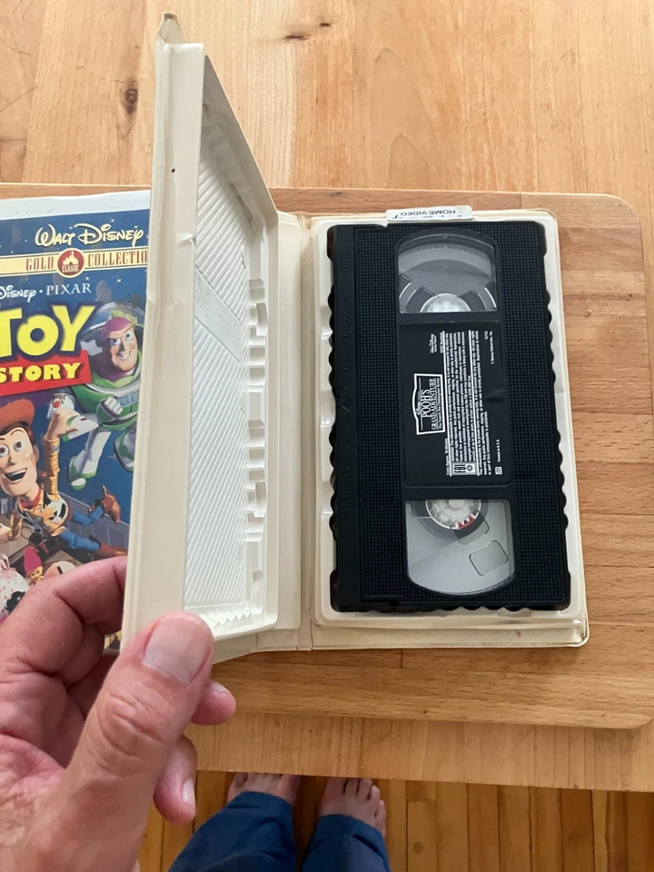 2 Disney VHS movies - Toy Story Special Edition and Poo's grand adventure $5 - Image 3 of 4