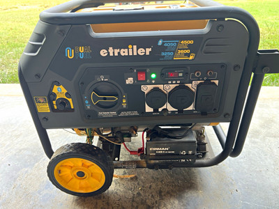 FIRMAN Dual Fuel Portable Generator Electric Start 4500W 5.0 Gal Tank