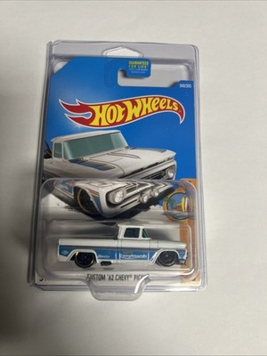 Hot Wheels 2017 Basic Surf's Up 1/5 Custom '62 Chevy Pickup White