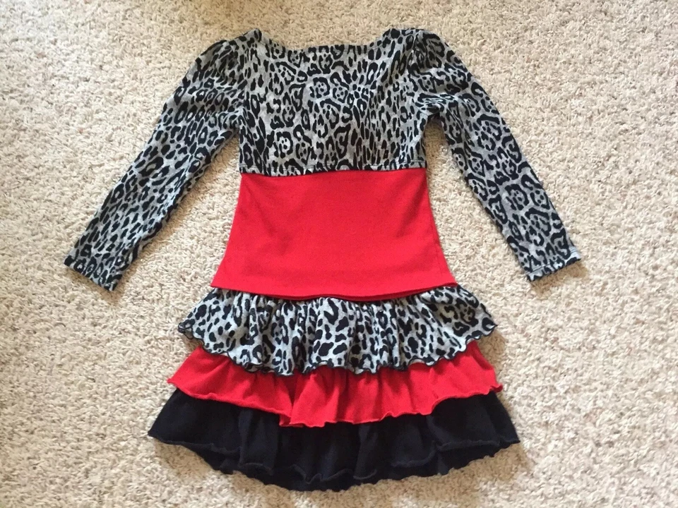 Falda corta y top para niñas talla 5 (marca Dollie & me) Foto 3 de 4