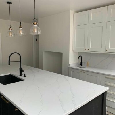 SUPPLY FIT WORKTOPS WHIITE MARBLE QUARTZ KITCHEN WORKTOP SAMPLE  CALACATTA