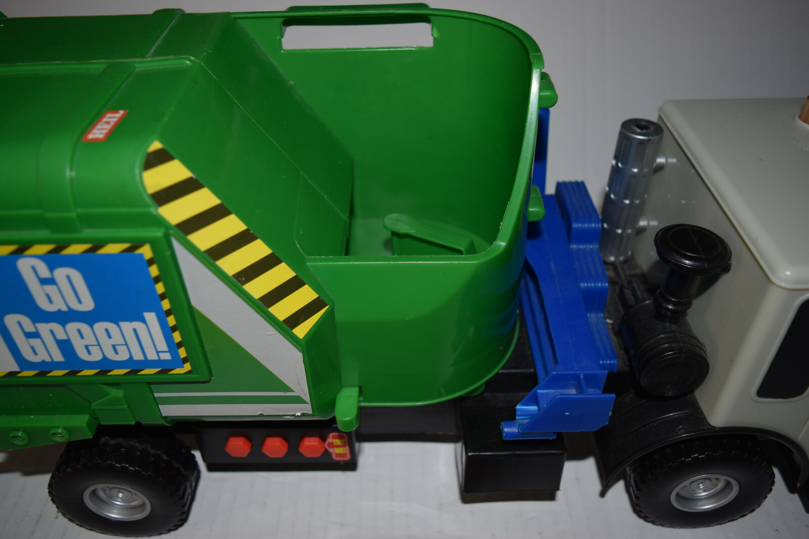 tonka titan garbage truck