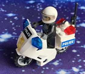 Lego City 7235 Police Motorcycle Police with Figure and BA 100% Complete Complete