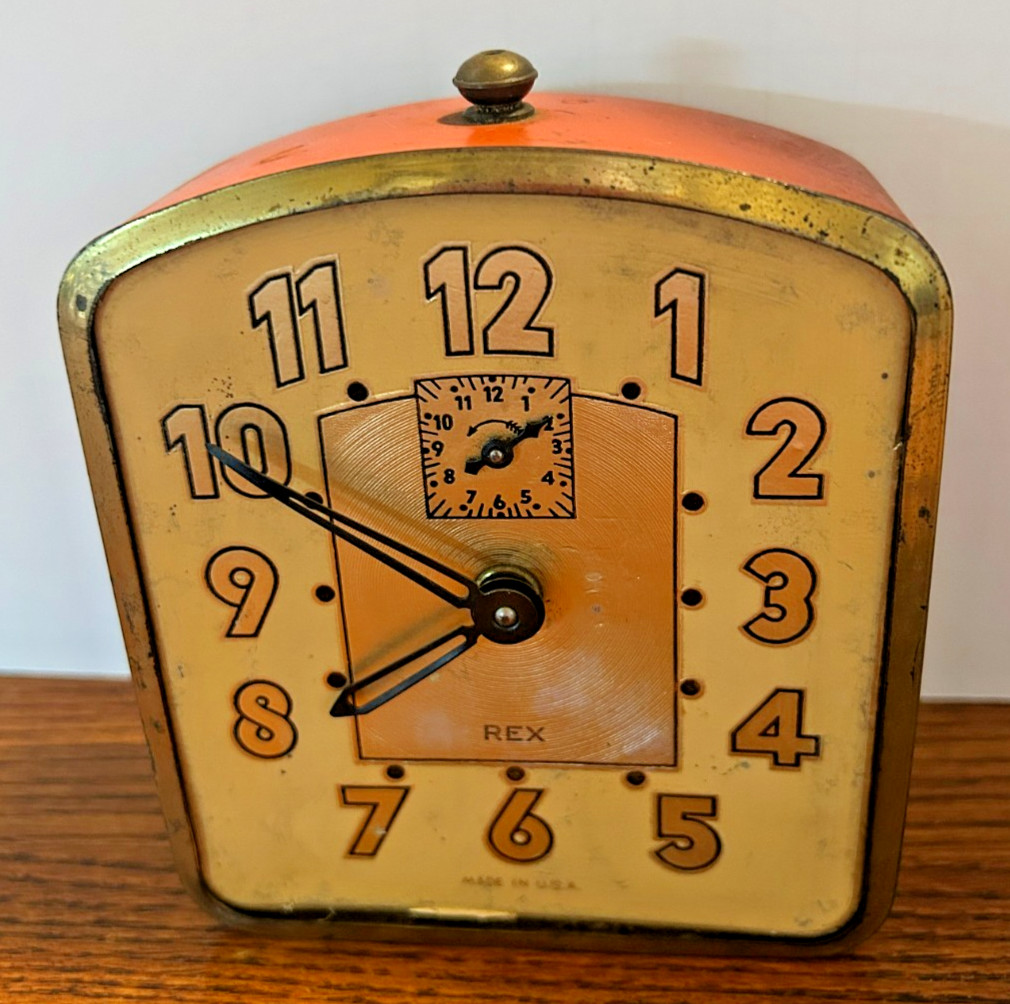 Salmon/orange Mid-century Usa 1946&ndash;1952