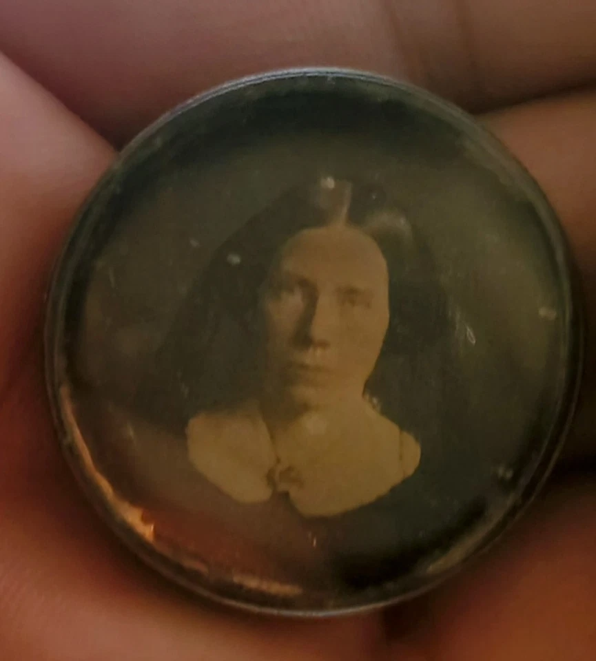 Daguerreotype Photographs Lady w Veil Man w Mutton Chop Sideburns In GF Locket  - Image 2 of 4