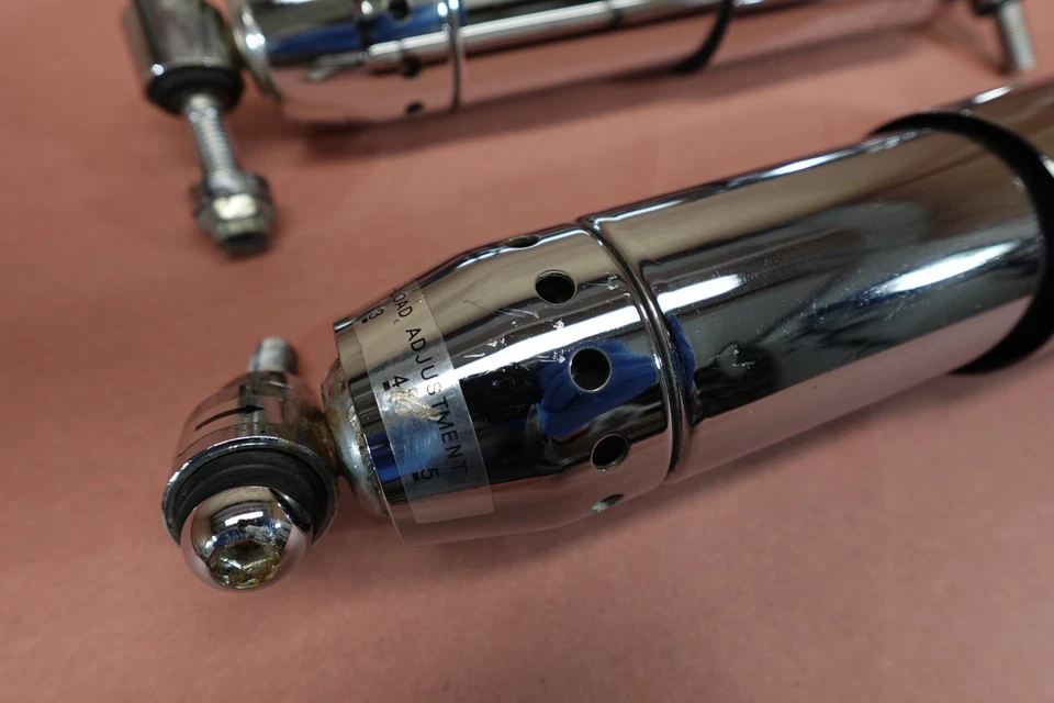 Amortecedores traseiros de suspensão Harley Davidson VRSCSE V-Rod 2005-2006 - Imagem 4 de 4