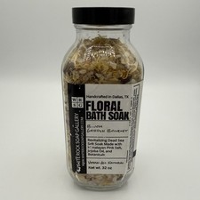 WRSG All Natural Floral Bath Soak Bloom Garden Bouquet Scent Vegan Brand New