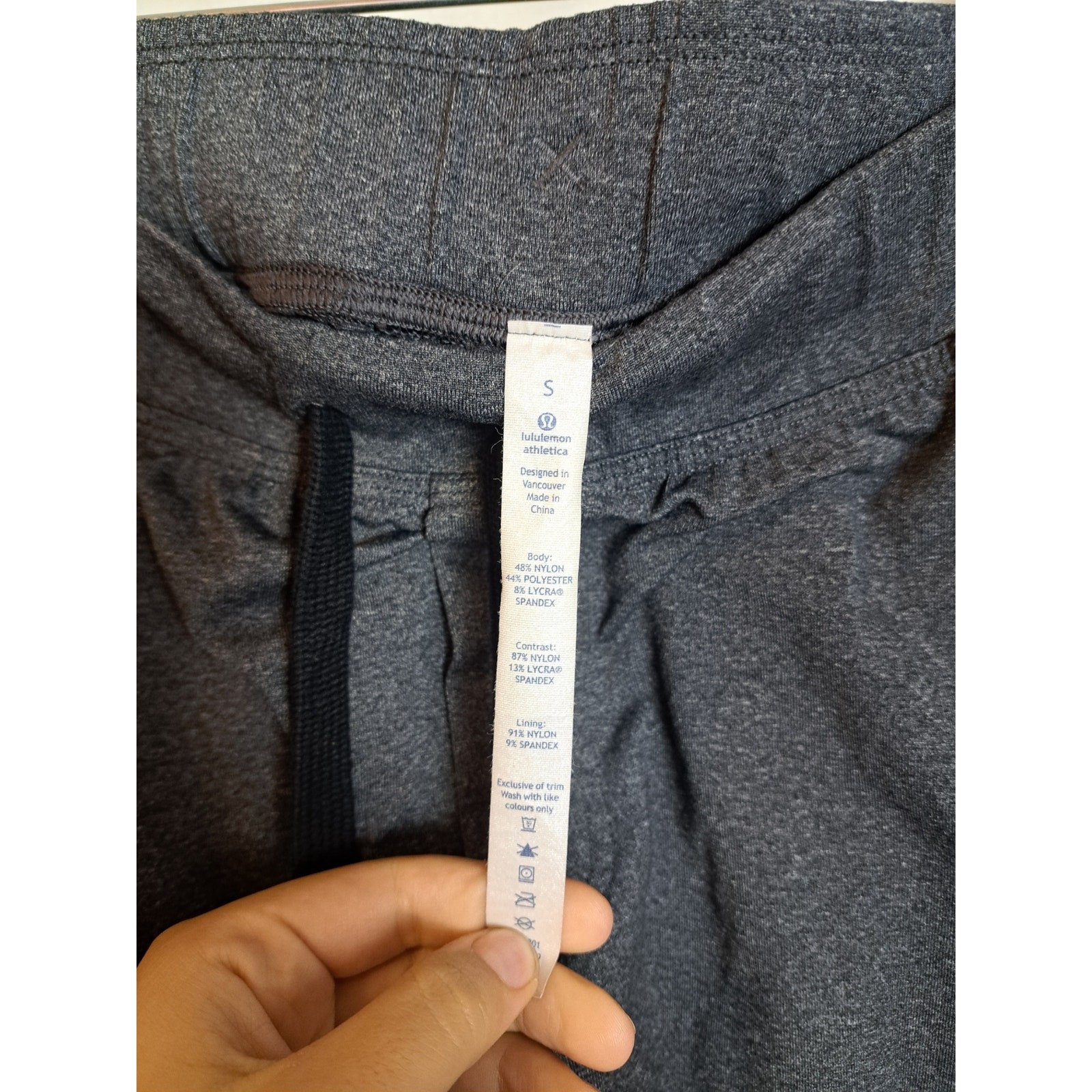 LULULEMON CHARCOAL GRAY ELASTIC DRAWSTRING WAIST … - image 4