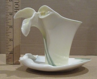 FRANZ Serenity Calla Lilly porcelain teacup saucer FZ00736