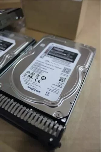 NEW Lenovo ThinkSystem 00YK031 7XB7A00042 2TB 7.2K SAS 12G 3.5" HDD Hard Drive - Image 4 of 4