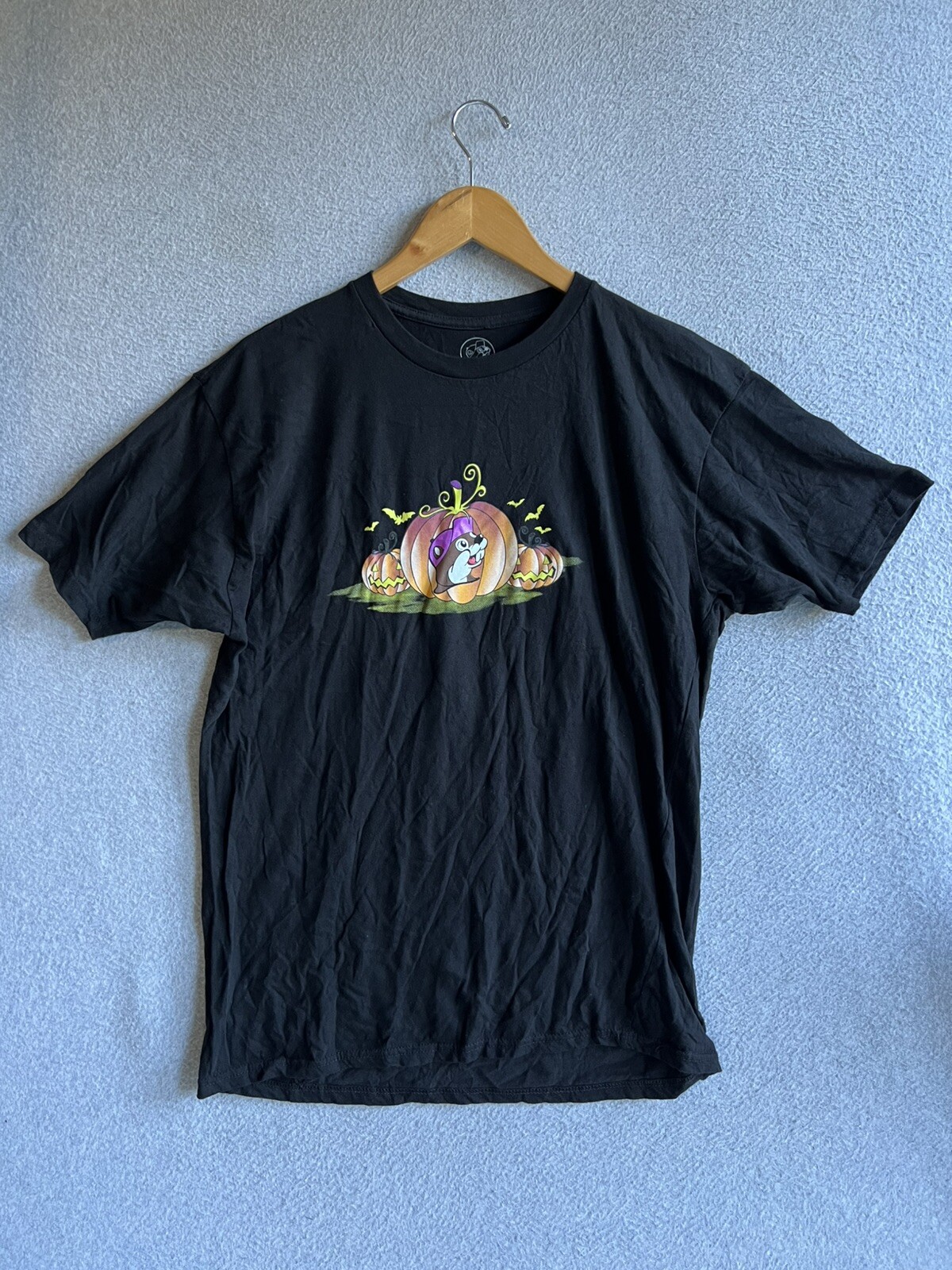 Buc-ees Adult Unisex Large Halloween If You’ve Got It Haunt It Black T-Shirt