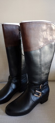 Liz Claiborne Black and Brown Boots Brand New Never Worn Size 8.5 Wide - Picture 2 of 6