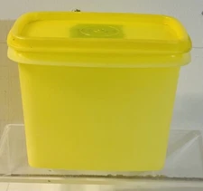 Vintage Tupperware Shelf Saver Food Storage Container Yellow 1243 Lid 1244