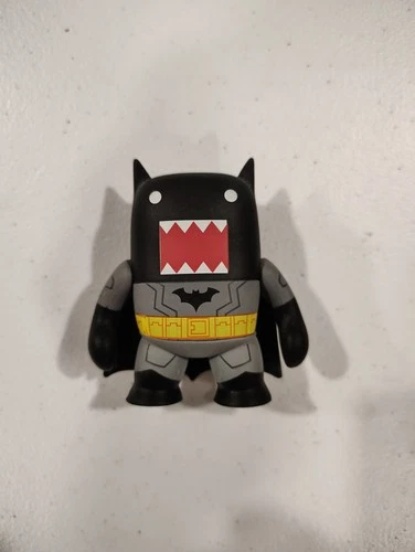 Batman (Animated) Domo Funko Mystery Mini Domo + DC Series 1 Mini Figure 2/24