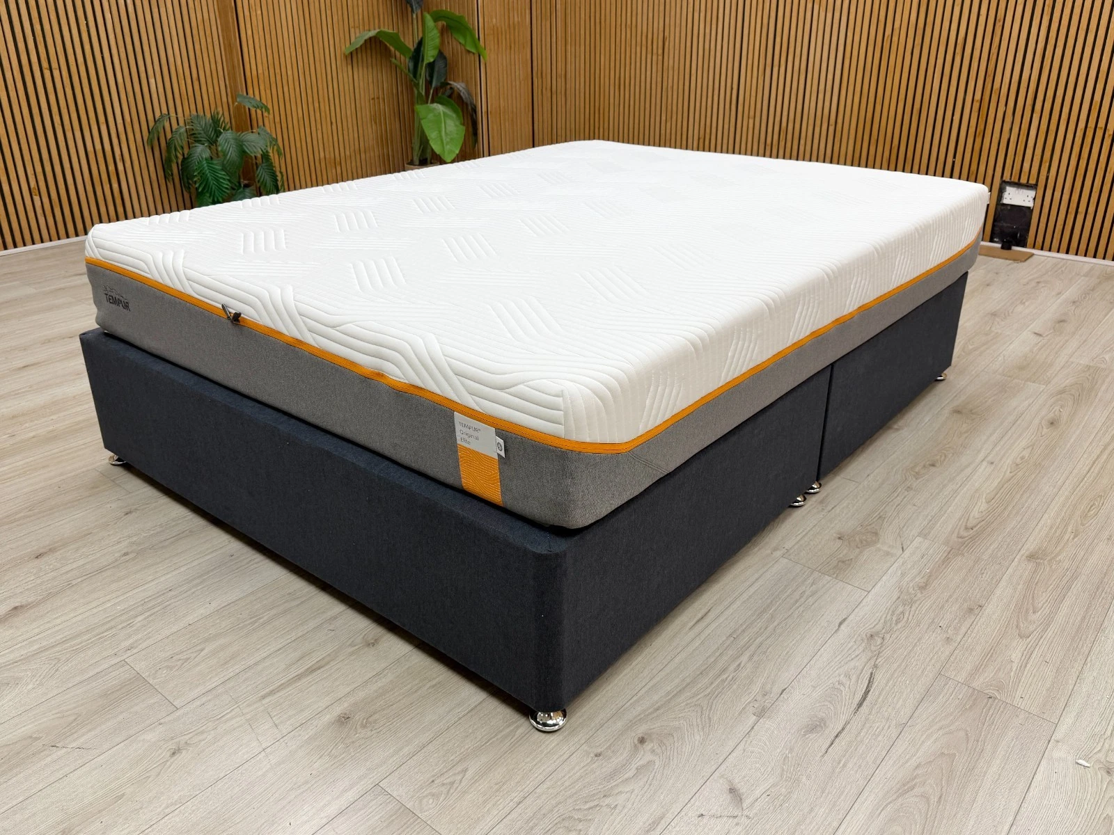 Furniture Village TEMPUR Mattress Original Elite Memory Foam Medium Firm - King