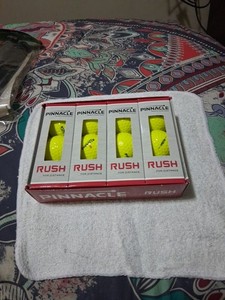 Pinnacle Rush for Distance Golf Balls 1 Dozen Great Balls New In Box