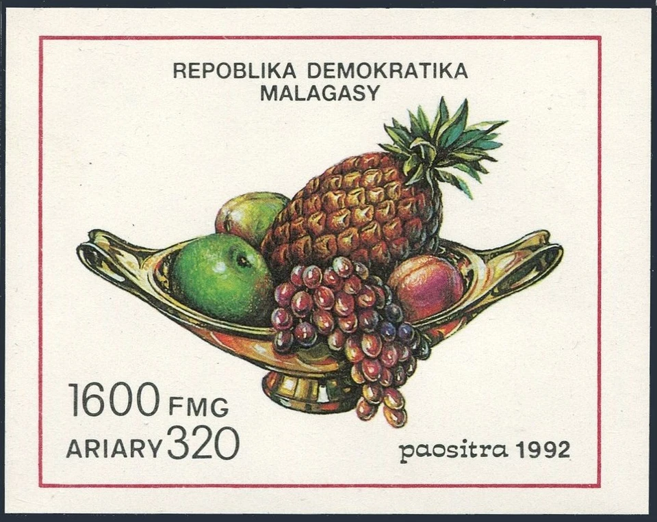 Malagasy 1064-1071,MNH.Michel 1316-1321,1322 Bl.165.Fruits 1992:Litchis,Oranges, - Image 2 of 2
