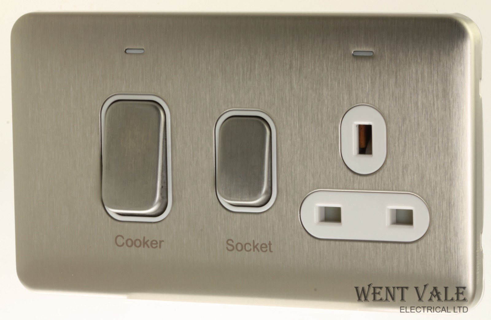 Schneider Lisse - GGBL4001WSS - 45a Double Pole Cooker Control + Socket + LED's