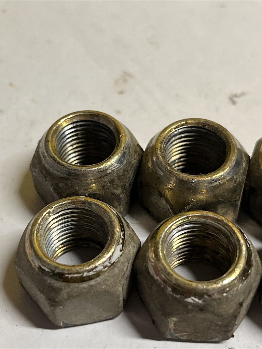 OEM/USED Toro Lug Nuts (8 pk) 1/2-20 Thread, From Timecutter Z16