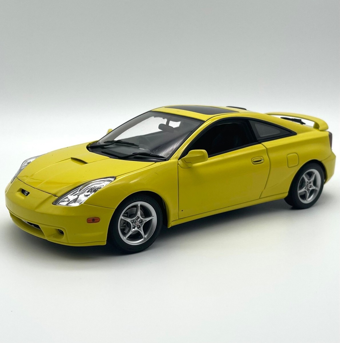 Autoart 78728 Toyota Celica GTS 2000 in gelb , extrem selten