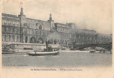 La Seine à travers PARIS - Vue de la Seine au Louvre