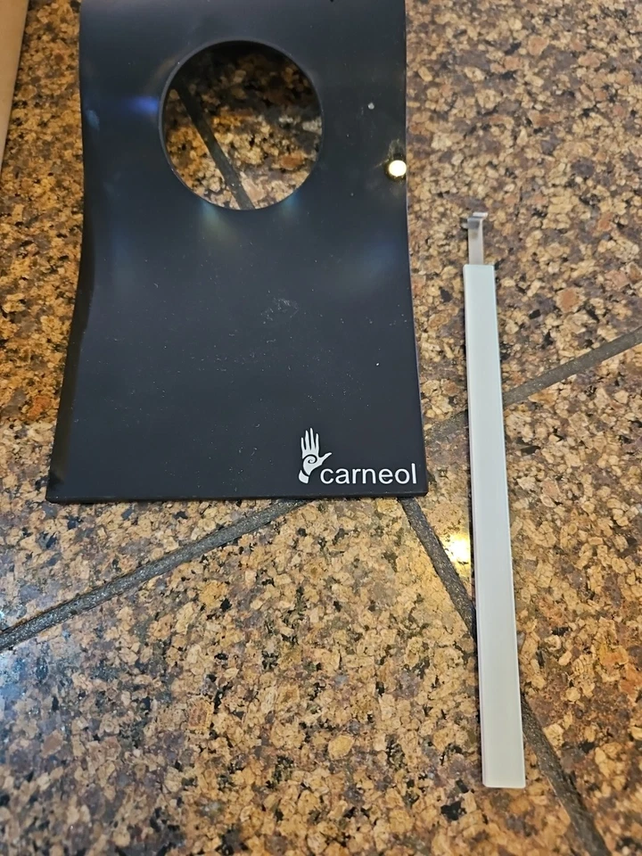 全新带盒 River City 玻璃挂钟 14x4.25 英寸黑色挂钟。 Design Artisan 匈牙利 全新 — 第 4/4 张图片