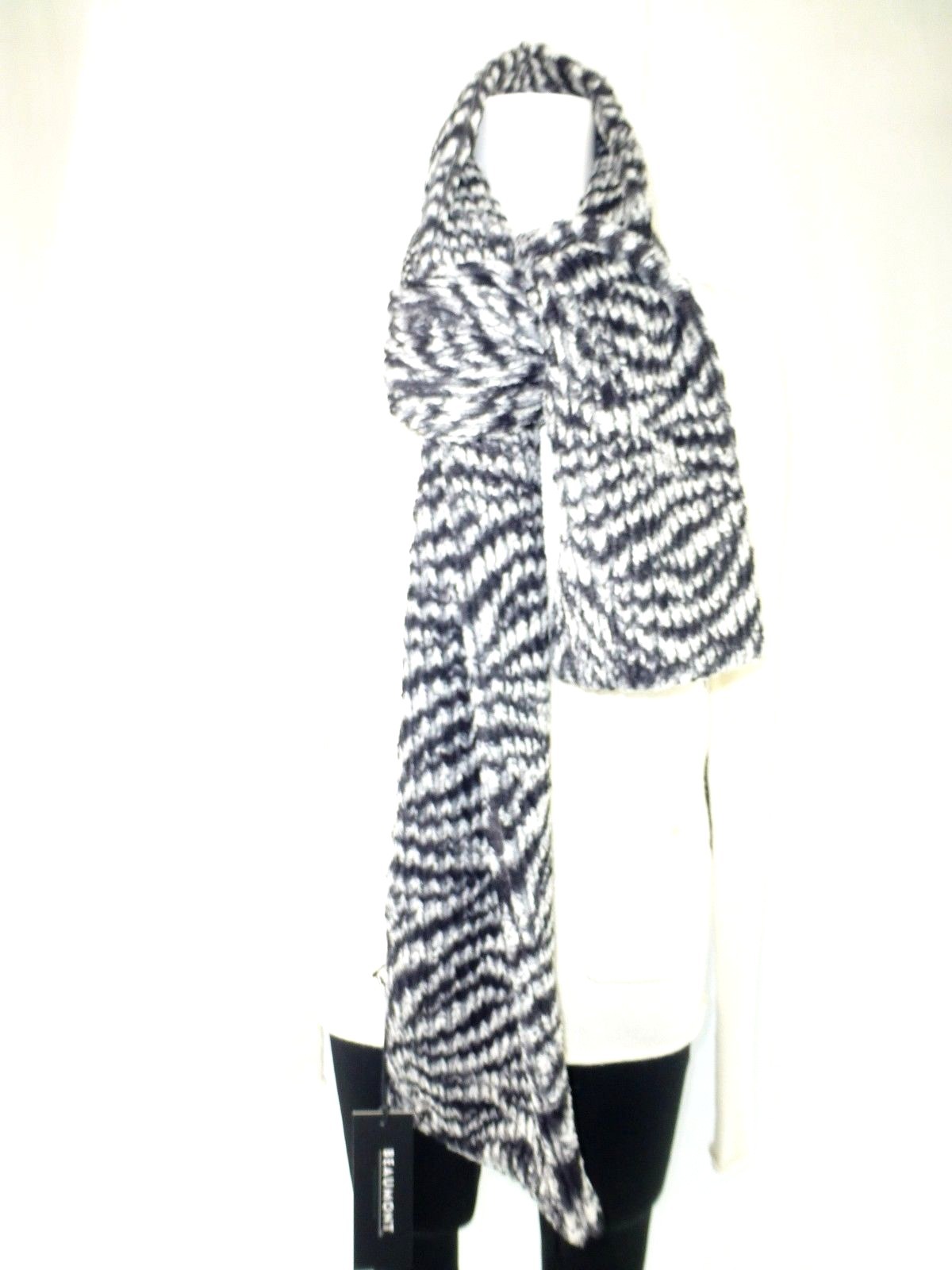 БОМОНТ-Шаль-Столла-Дамен-Винтер-Мехрфарбиг-Вейх-Мехрфахвикелунг, Северная Каролина, 119 Neu