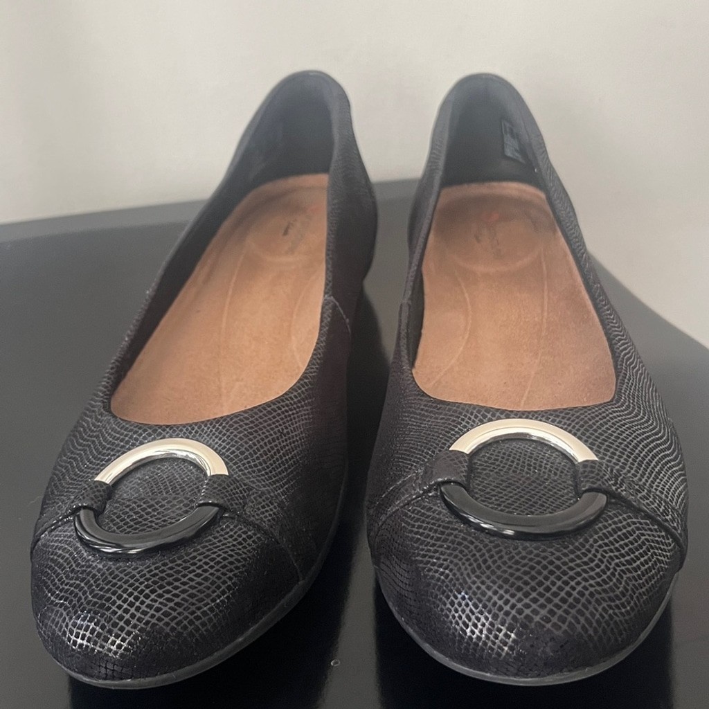 Clark’s UnStructured Flats, black, python, leathe… - image 2