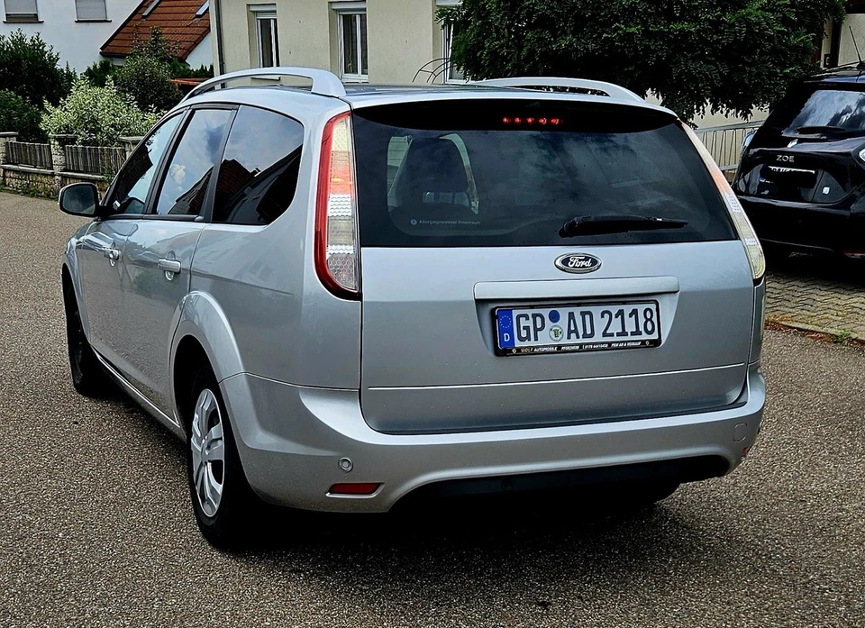 Ford Focus Kombi, Bj 2010, KM 170.000, TüV Aug 2026 - Bild 4 von 4