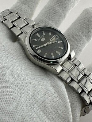 Vintage Seiko 5  Automatic Authentic Japan Made Men's Wrist Watch 21 Jewels