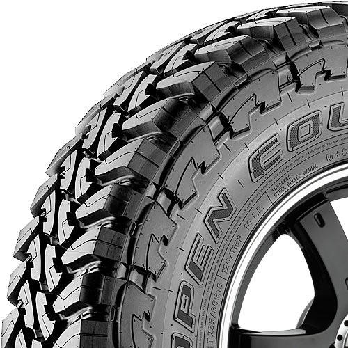 Pneu Toyo Open Country M/T 265/70R17 tout-terrain boue et roche POR